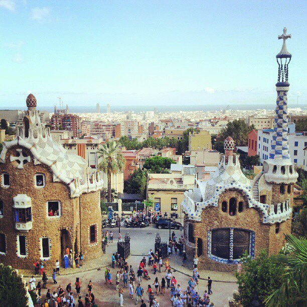 Download this Free Things Barcelona Spain picture