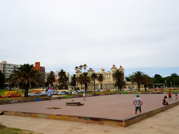 Also skater have a spot in Montevideo to follow their passion