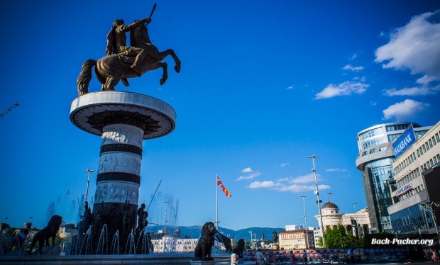 stark kritisiert: Skopje 2014 - diese Monument zeigt Alexander den Großen als Reiterstandbild