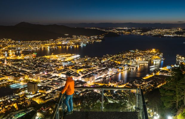 Nachtpanorama Bergen